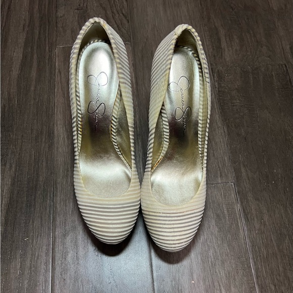 Jessica Simpson Striped heels with wood 😍 - Picture 2 of 6